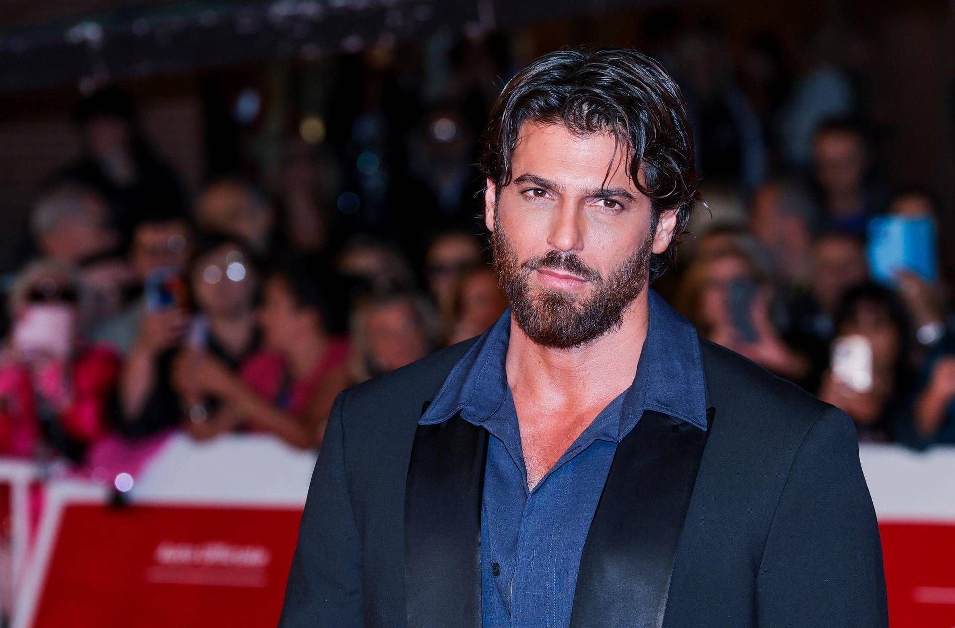 altri 7 vip fermati con Can Yaman