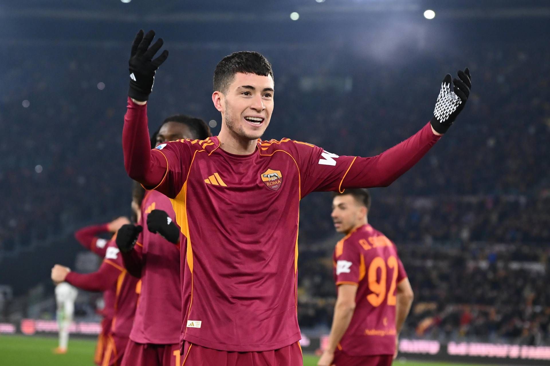 Roma-Sassuolo 2-0, Giallorossi Milan ile ikinci