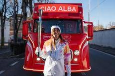 La Fiamma Olimpica di Milano Cortina 2026 arriva a Torino: Coca-Cola accende un percorso di sport, musica e condivisione
