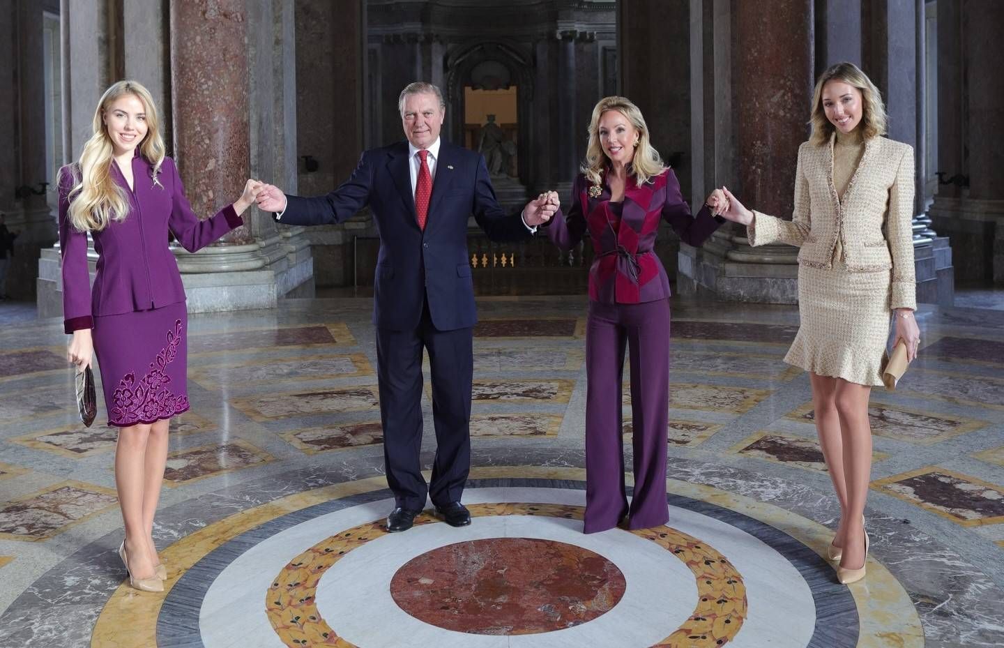 carolinadebourbon 1766430146 3793413472860808548 5560461730