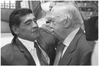 Diego Armando Maradona e Gianni Minà ritratti da Giuseppe Di Piazza