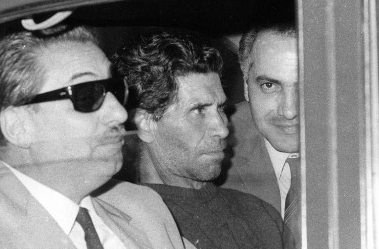 Al centro Stefano Mele, accusato del delitto della moglie Barbara Locci - Fotogramma /Ipa