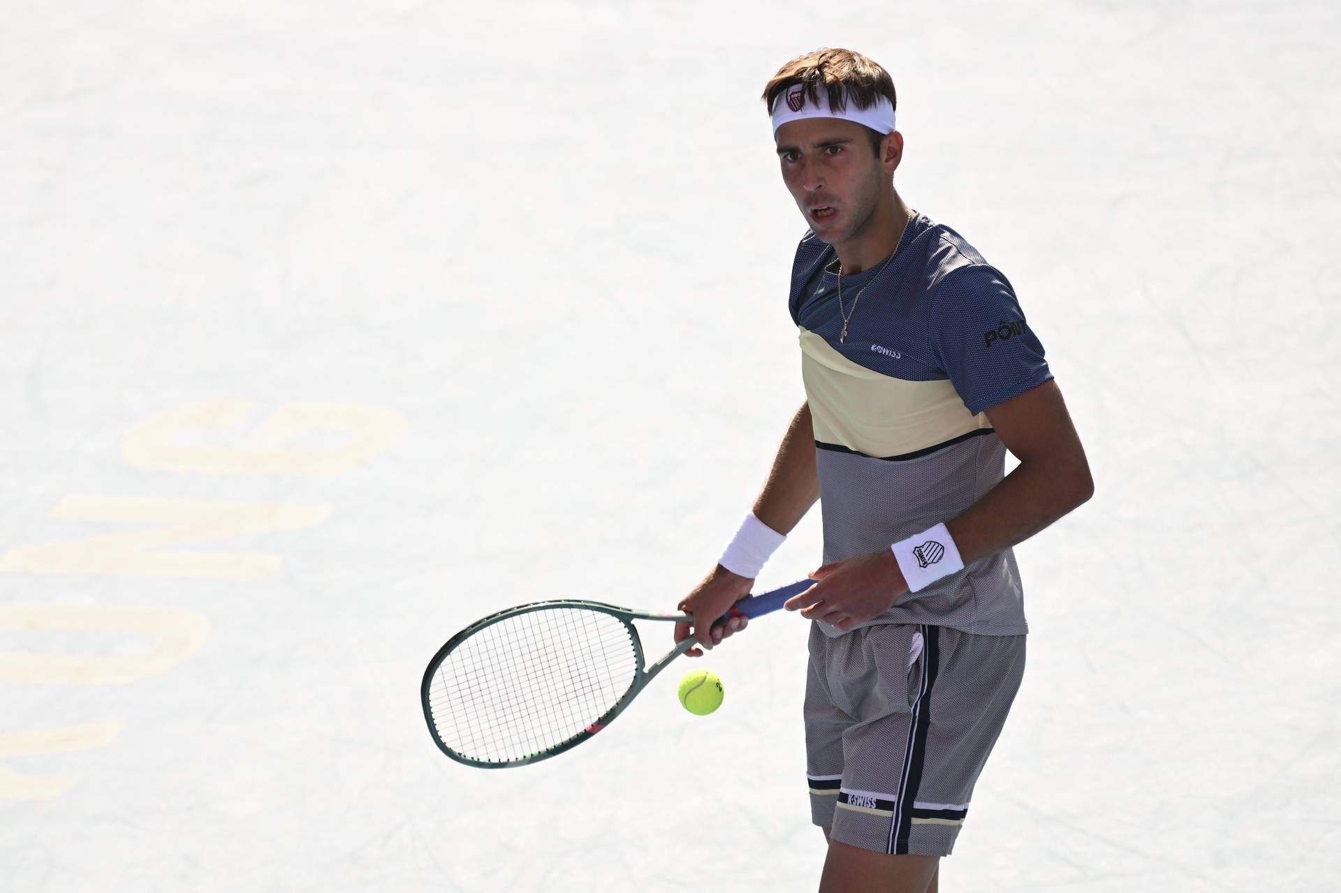 È Melbourne o la Bombonera? Invasione argentina agli Australian Open. La festa (in campo) per Etcheverry