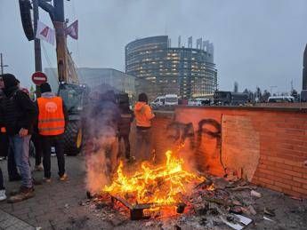 Le proteste degli agricoltori (Foto Adnkronos)