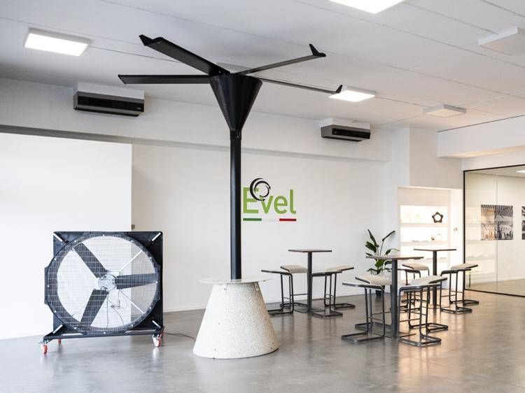 Evel diventa SpA e inaugura il nuovo ufficio con showroom