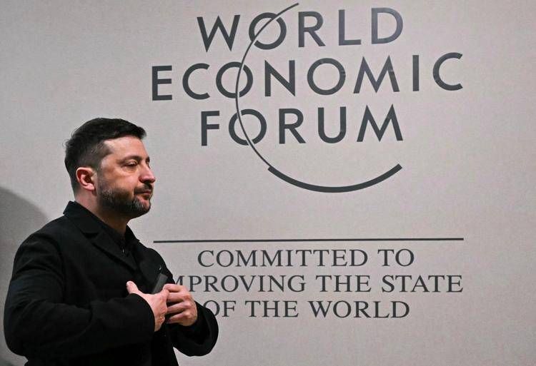 Volodymyr Zelensky a Davos - (Afp)