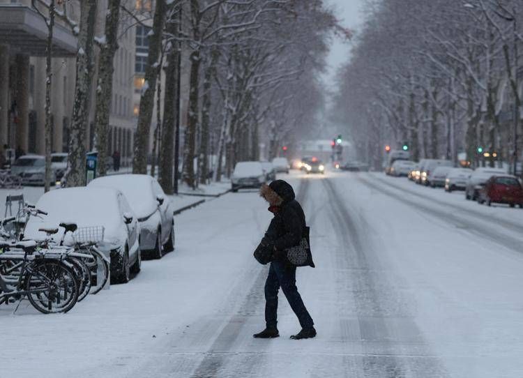 Maltempo con neve - (Afp)