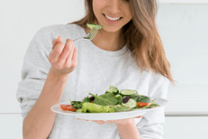 Salute, a gennaio +40% visite dal dietologo, buoni propositi battono prova costume