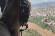 Meloni a Niscemi, il sorvolo con l'elicottero e la riunione operativa in Comune - Video