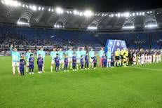 Le due squadre e l'Olimpico deserto - (Fotogramma)