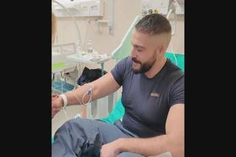 Scontri al corteo per Askatasuna, l'incontro di Meloni con gli agenti feriti: 