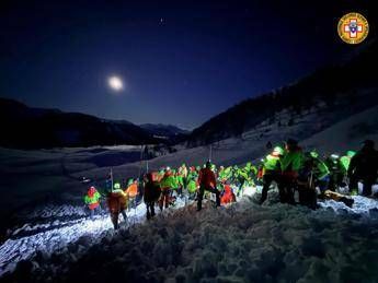 Le ricerche (foto Soccorso Alpino)