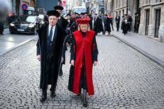 Mario Draghi e la rettrice dell'università di Lovanio Severine Vermeire - Ipa