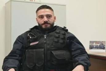 L'agente aggredito al corteo per Askatasuna: 