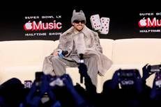 Bad Bunny f(oto Apple Music Super Bowl LX Halftime Show)