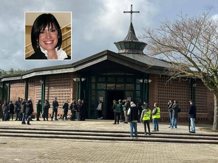 La chiesa Regina Pacis, nel riquadro la vittima Federica Torzullo