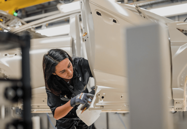 Dal territorio all'azienda, così Lamborghini promuove l'accesso a Stem