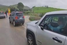 Niscemi, sopralluogo del procuratore Vella nella zona della frana - Video