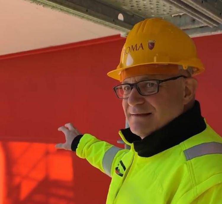 Roberto Gualtieri sul cantiere della Tangenziale Est - Instagram/Robertogualtieri