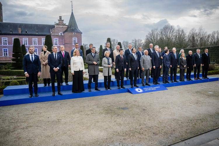 Leader Ue al vertice informale nel castello di Alden-Biesen - Fotogramma /ipa