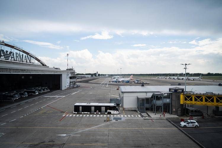 L'aeroporto di Linate (Fotogramma/Ipa)