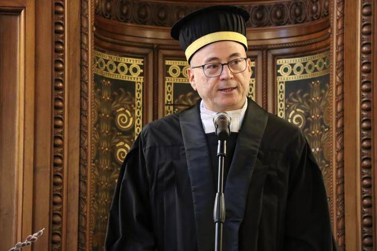 Ad Aldo Cazzullo laurea honoris causa in Istituzioni, Politica e Società