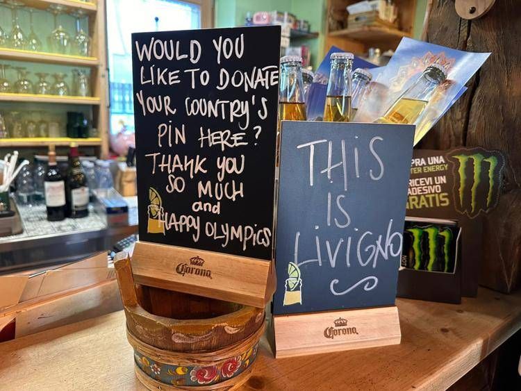 Pins chieste al posto della mancia nei locali di Livigno