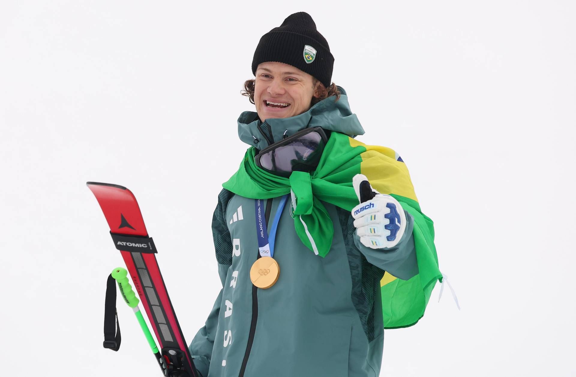 Tomba-Braathen, telefonata di complimenti dopo l’oro del brasiliano a Milano Cortina. Il video