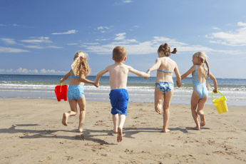 Spiaggia Bambini Canva 1 1 1779749767 Immagine in aggiornamento