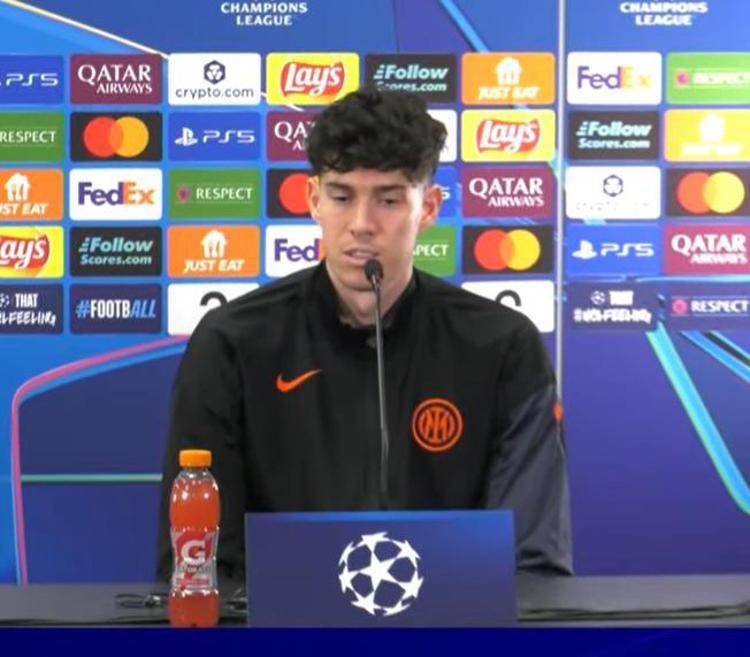 Alessandro Bastoni in conferenza - YouTube