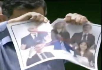 Iran, deputato straccia foto dei leader europei: c'è anche Mattarella. Tajani convoca l'ambasciatore - Video