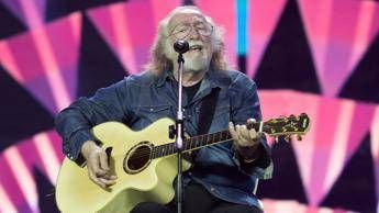 Piero Cassano: "Viviamo in un coma musicale, si pensa più alla fama che alla passione"