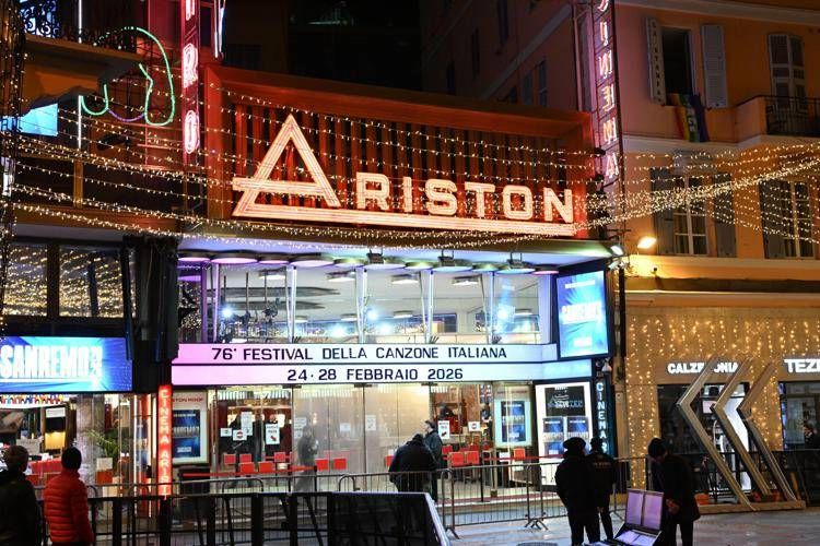 Il teatro Ariston (Ipa)