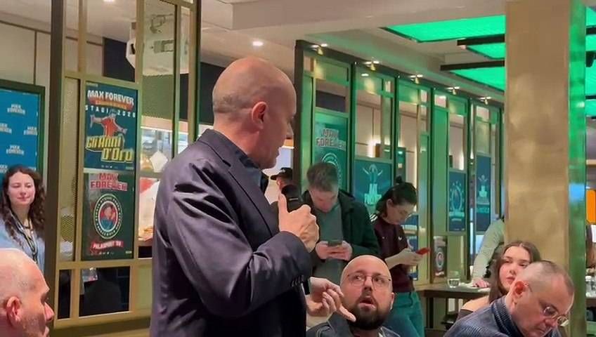 Sanremo 2026, Max Pezzali lancia ‘The Party Boat’