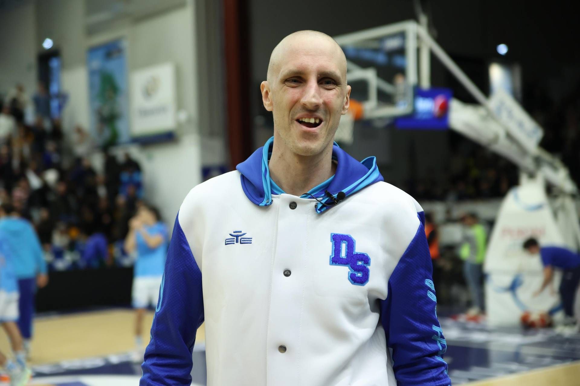 “Non volevo più vivere”, Achille Polonara dopo la diagnosi di leucemia. Il racconto a Verissimo