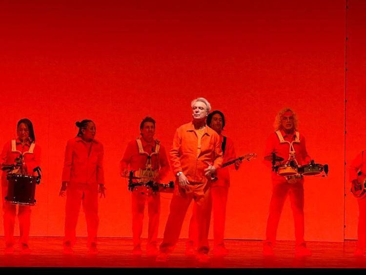 David Byrne al Teatro Arcimboldi di Milano (foto AdnKronos)
