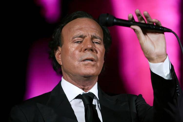 Julio Iglesias