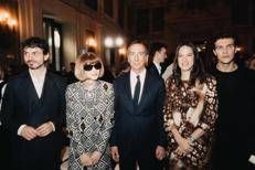 Da sinistra l'assessore alla Cultura di Milano, Tommaso Sacchi, Anna Wintour, il sindaco Giuseppe Sala, Francesca Ragazzi e Roberto Bolle