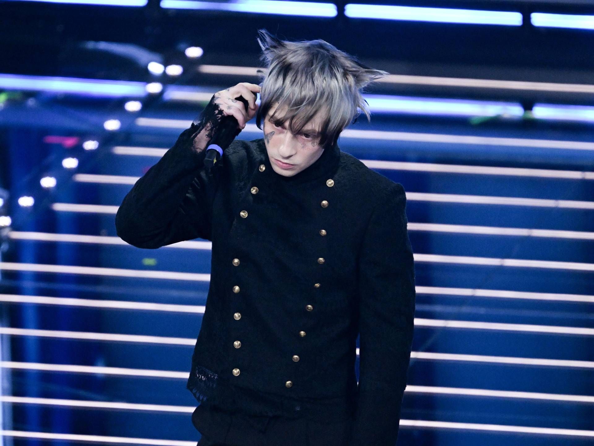 Sanremo 2026, chi è Chiello. Testo e significato del brano ‘Ti penso sempre’