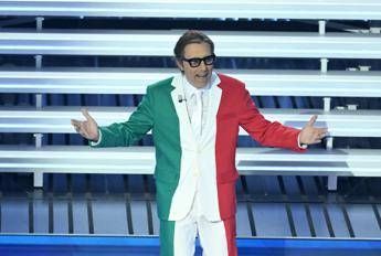 Sanremo, con Lapo/Pantani tempesta di strafalcioni all'Ariston