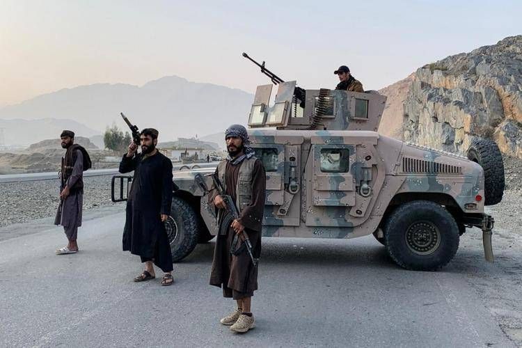 Pakistan-Afghanistan, Islamabad bombarda Kabul: scontri al confine