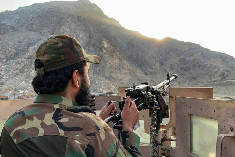 Talebano in Afghanistan (Afp)