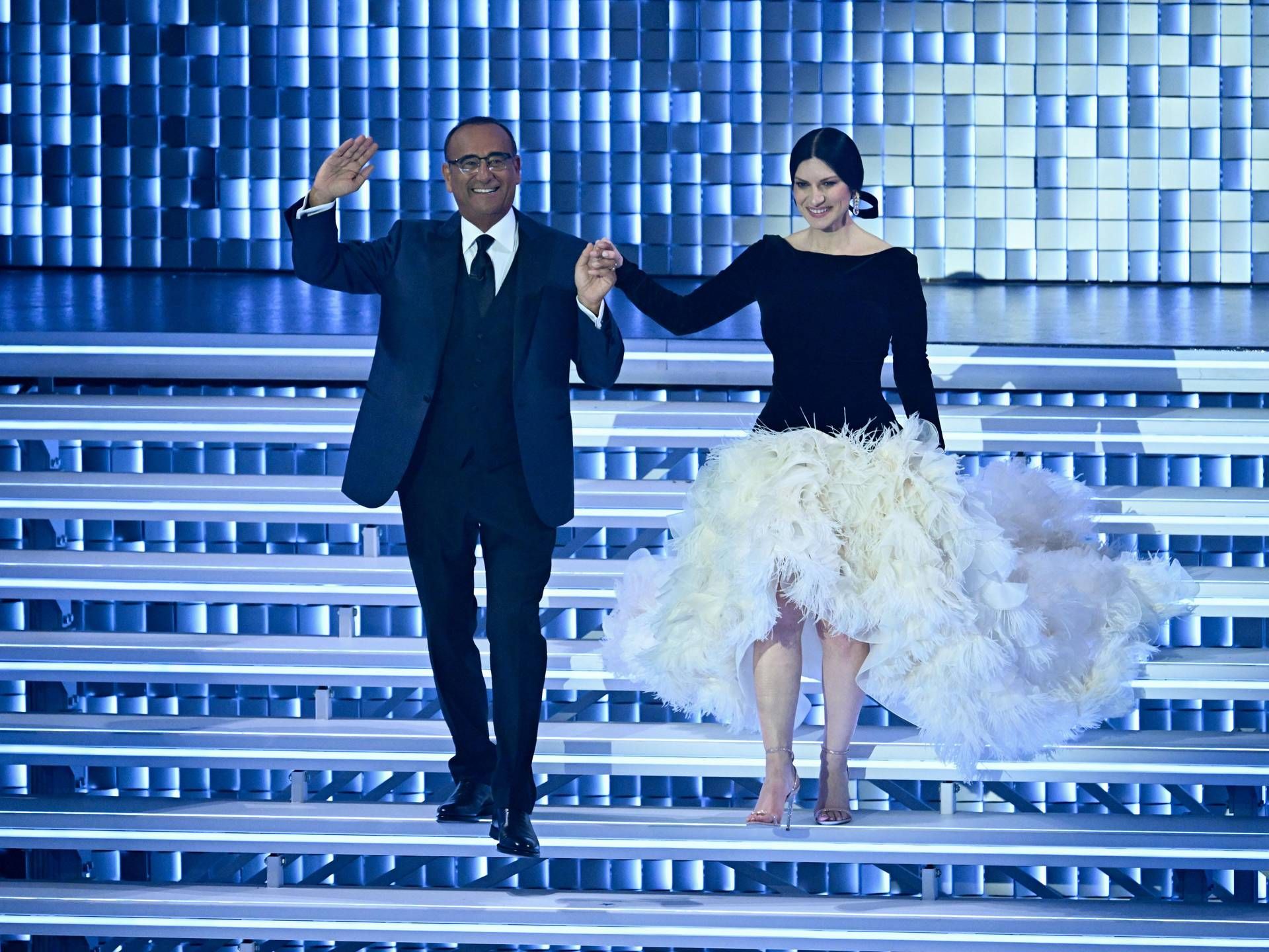 Sanremo, ascolti quarta serata: 10,7 milioni di spettatori e 65,6% di share