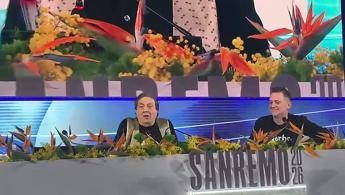 Sanremo, Tullio De Piscopo improvvisa un assolo di batteria in Sala Stampa - Video