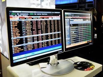 Iran, Borse e petrolio: lunedì la prova dei mercati con lo spettro di una 'tempesta perfetta'