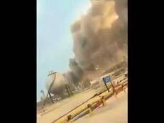Arabia Saudita, Iran colpisce raffineria con droni - Video