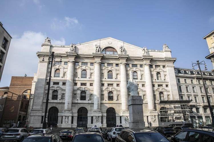 Piazza Affari - (Ipa)