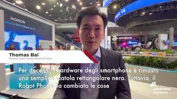 Robot Phone, Honor presenta il futuro della robotica negli smartphone