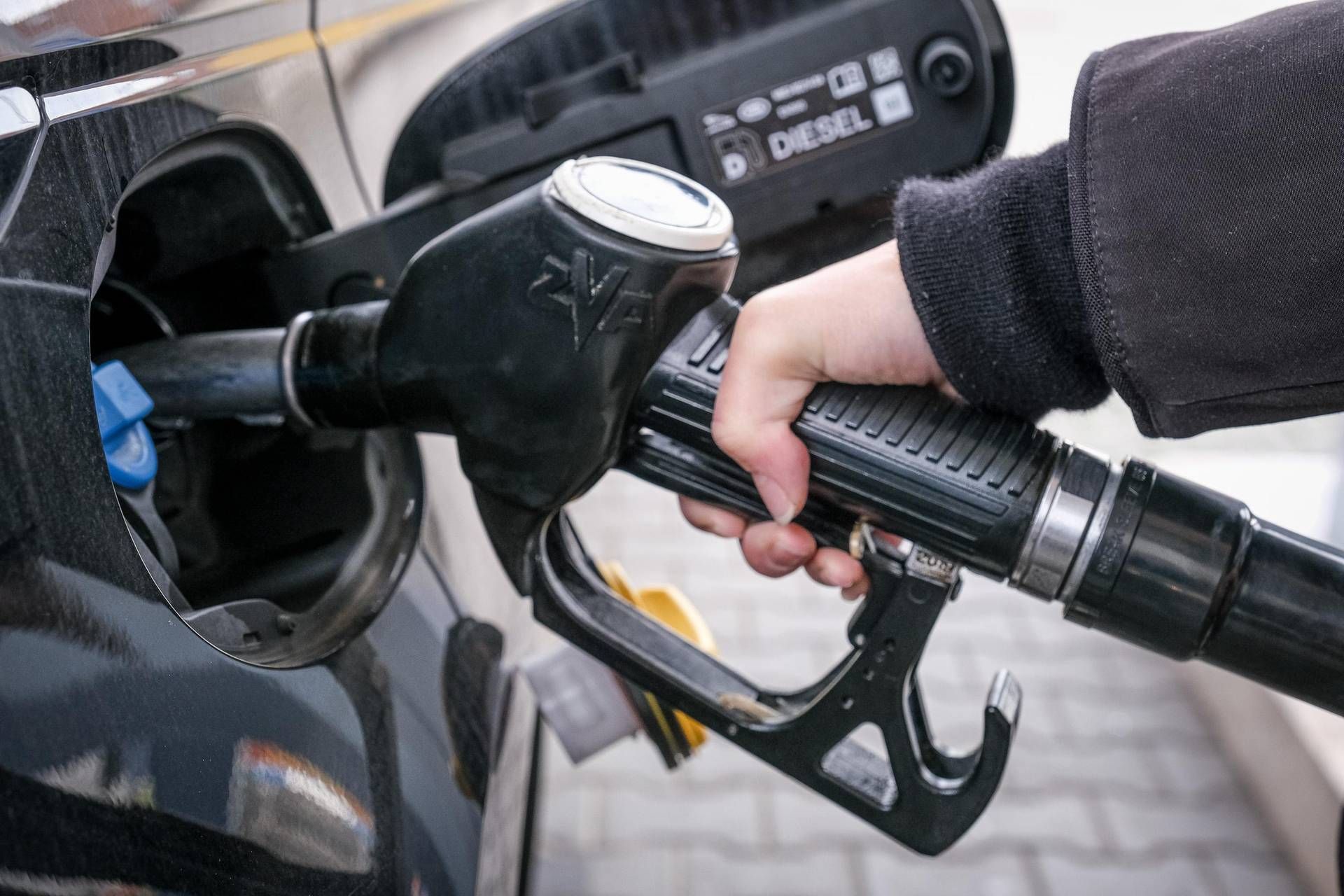 Benzina e diesel, prezzi carburanti crescono anche oggi: mappa dei rincari