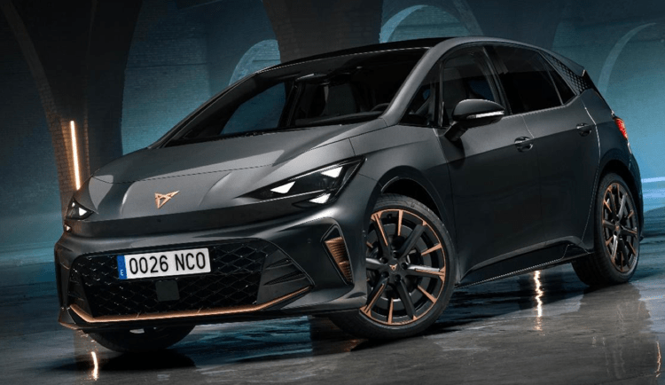 CUPRA BORN si rinnova con più autonomia e tecnologia